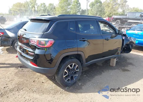 2020 Jeep Compass Trailhawk 4X4 from USA, damaged, VIN 3C4NJDDB6LT138770